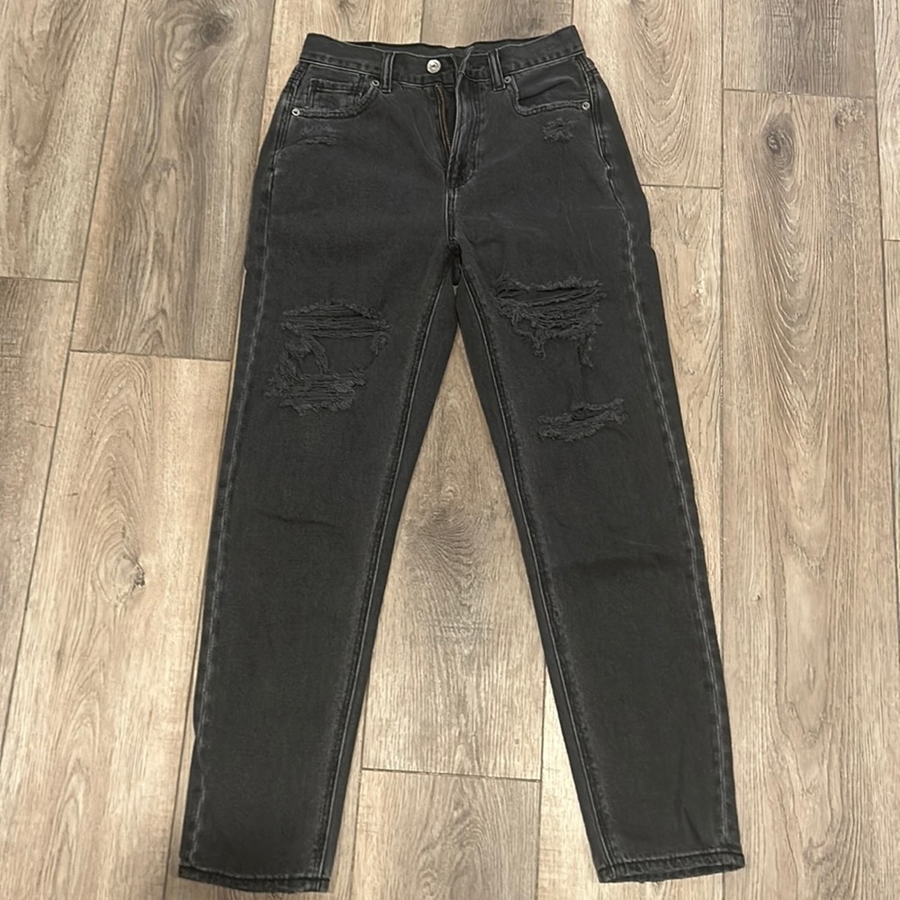American Eagle mom jeans